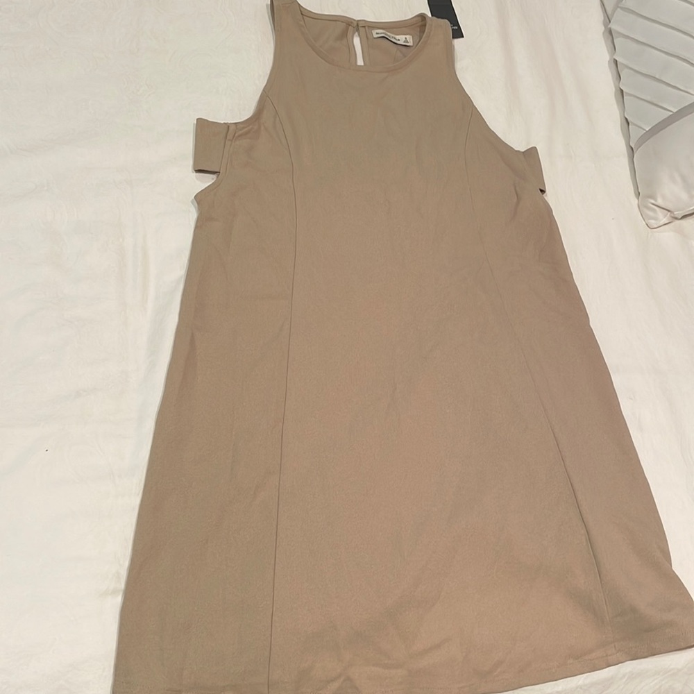Abercrombie beige dress